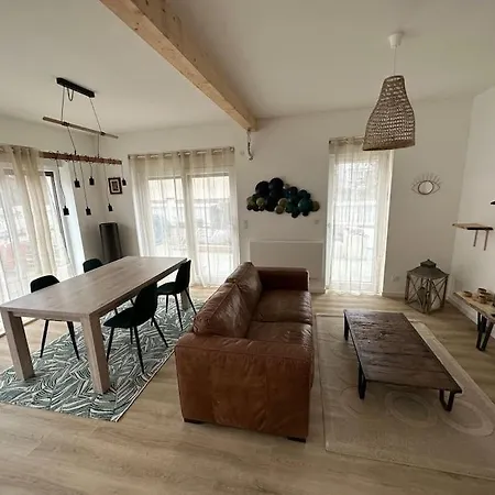 Jolie Maison « cosy » A Ла-Ванзено