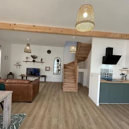 Jolie Maison « cosy » A Ла-Ванзено